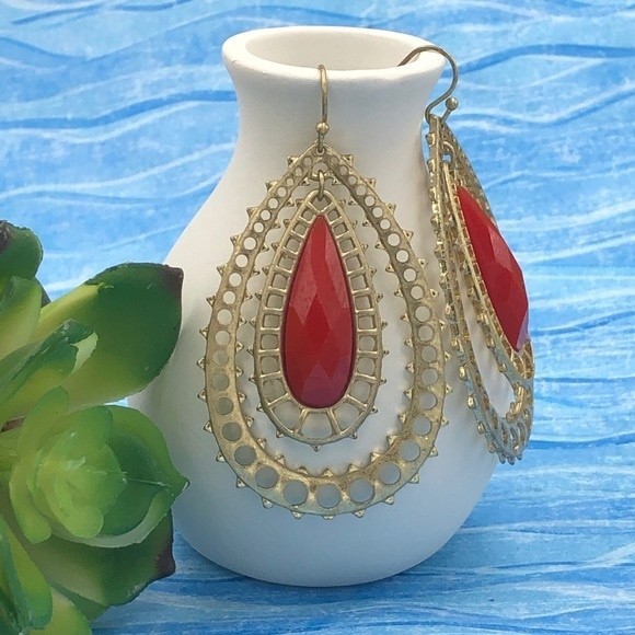 🌼 Double Teardrop Red Dangle Earrings - Picture 1 of 3